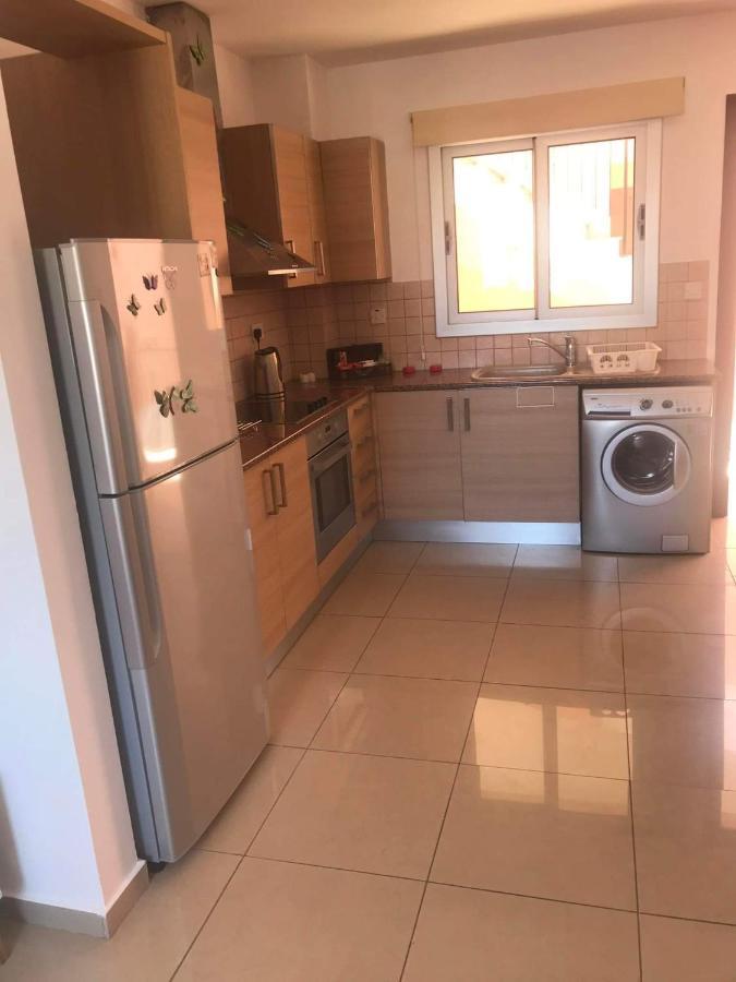 Andris apartment Paralimni Buitenkant foto